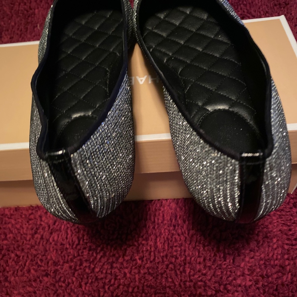 Michael Kors -Alice Ballett Shoes - Picture 4 of 7